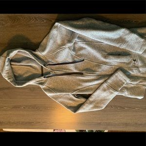 Womens Underarmour UA storm sweater size small